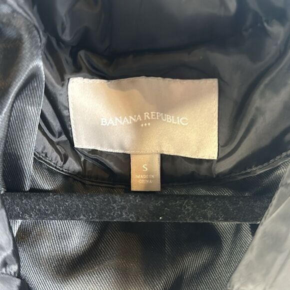 ✨ Banana Republic Hooded Quilted Puffer Jacket - Size Small, Perfect Condition - Picture 3 of 4